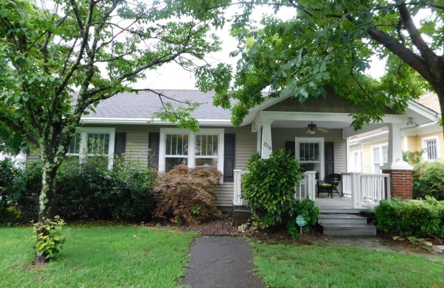 1210 Russell Street - 1210 Russell Street, Chattanooga, TN 37405