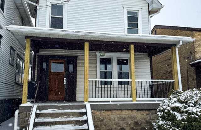 320 33rd Street