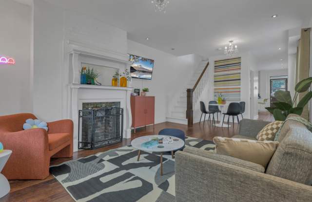 1069 North 4th Street