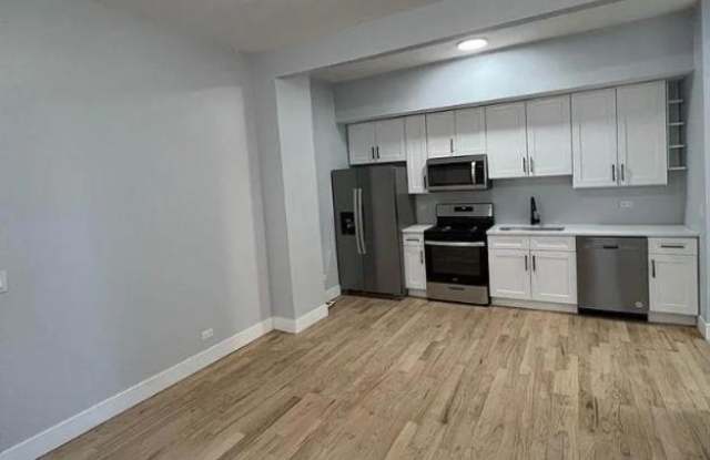 932 North Richmond Street