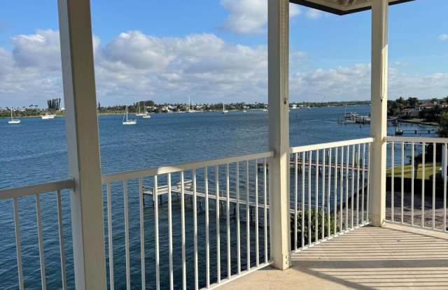 3910 N Flagler Drive