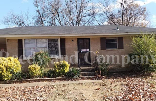 3890 Bishops Bridge Road - 3890 Bishops Bridge Road, Memphis, TN 38118