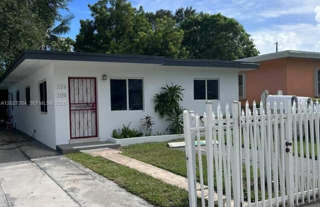 1130 NW 76th St