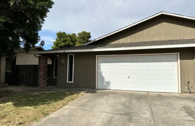 5771 Brush Creek Dr - 5771 Brush Creek Drive, Stockton, CA 95207