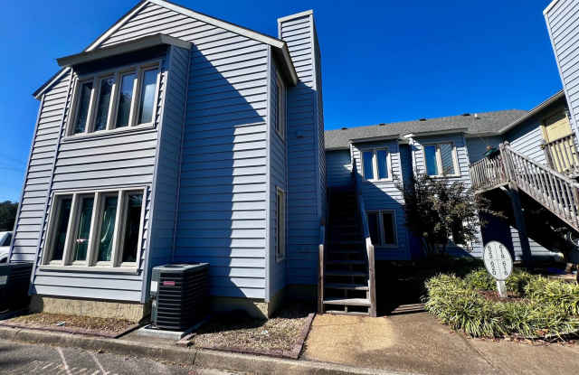 2 bedroom, 2 bathroom home