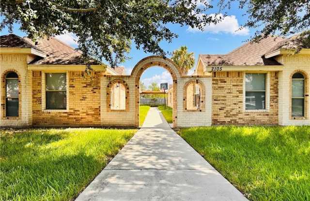 2105 W Western Drive