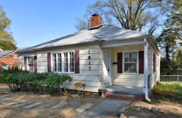 1817 Hillcrest Drive