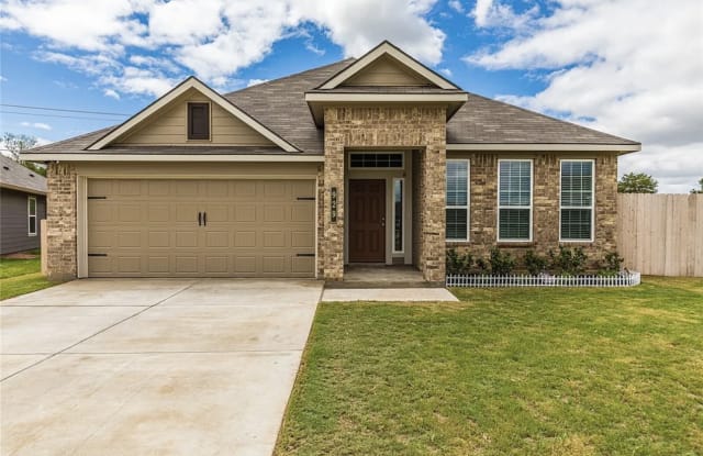 929 Murphy Rd - 929 Murphy Road, Waco, TX 76705