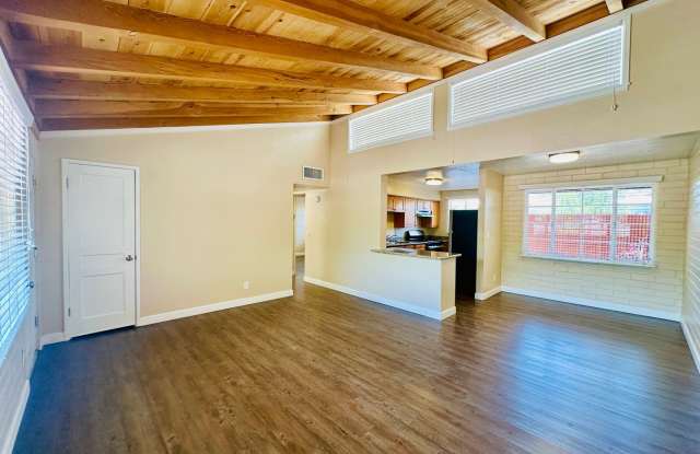Desert Club Apartments