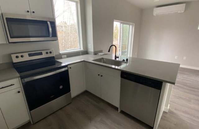 NEWER HOME FOR RENT!