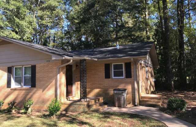 408 Waverly Way