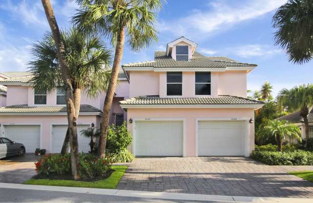 3107 Fairway Drive N
