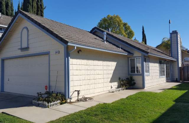 Pleasanton Shadow Cliffs, 3 BR. 2 BA, Hardwood Floors  More! Near Top Schools! - 3043 Badger Drive, Pleasanton, CA 94566