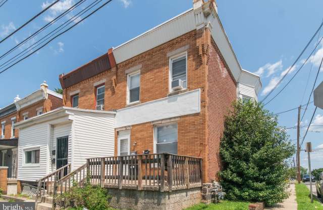 419 S 4TH STREET - 419 South 4th Street, Colwyn, PA 19023