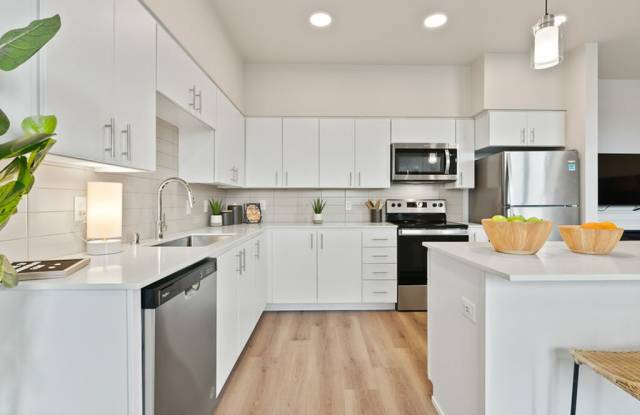 Photo of Bennington on First