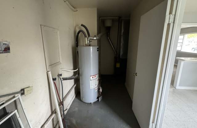 6301 E Nimitz Dr - 1