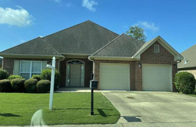 344 CREEKSIDE LANE