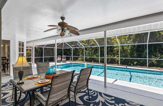 Photo of 620 SE 21st Terrace