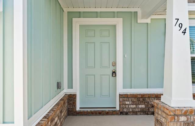 794 Riverwalk Circle