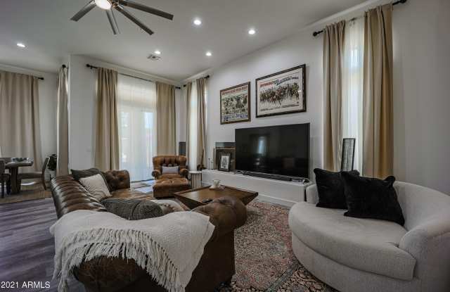 8136 E BEARDSLEY Road