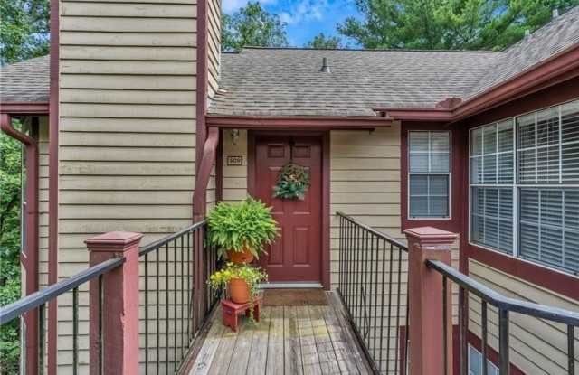 509 Cypress Pointe Street