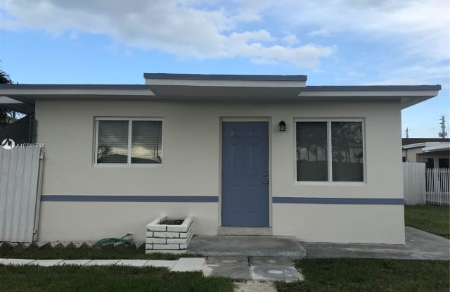 41 NW 76th Ave - 41 NW 76th Ave, Miami-Dade County, FL 33126