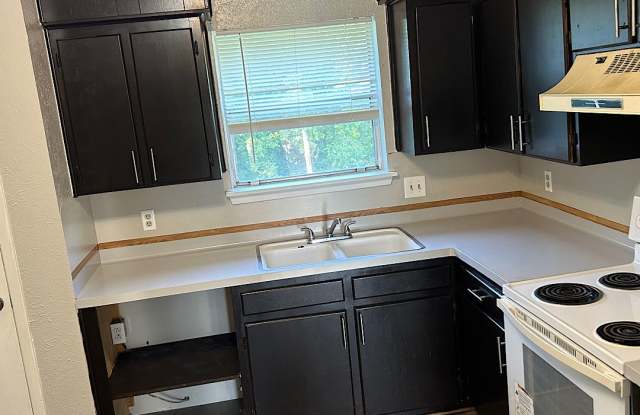2/1 Apartment Close to Elementary School