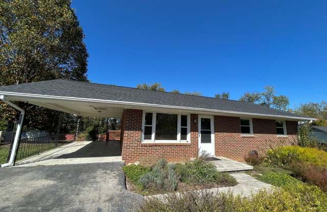 Photo of Charming Christiansburg home.