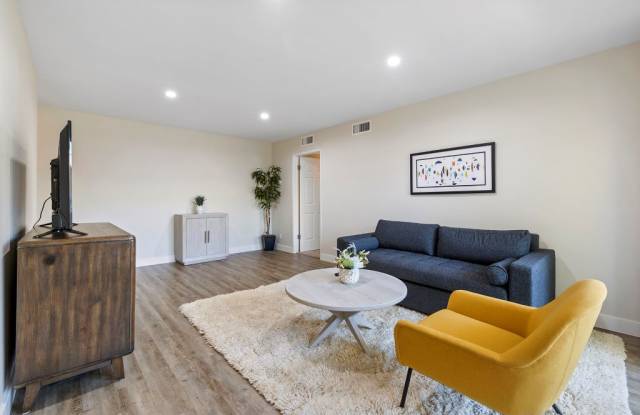 Photo of Lombardi Apartments