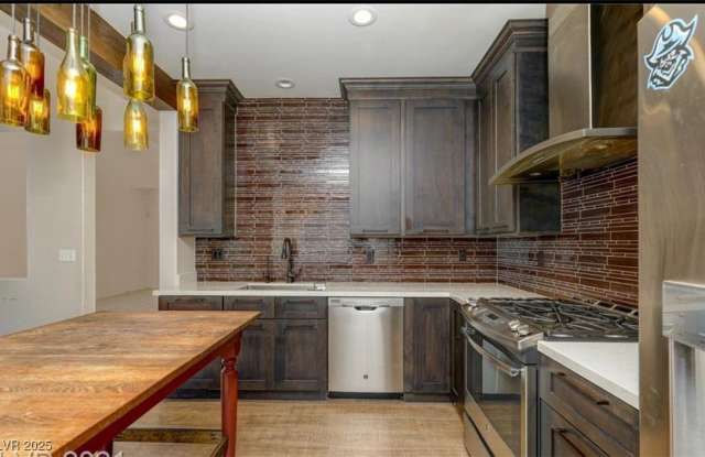 135 Pebble Ridge Road