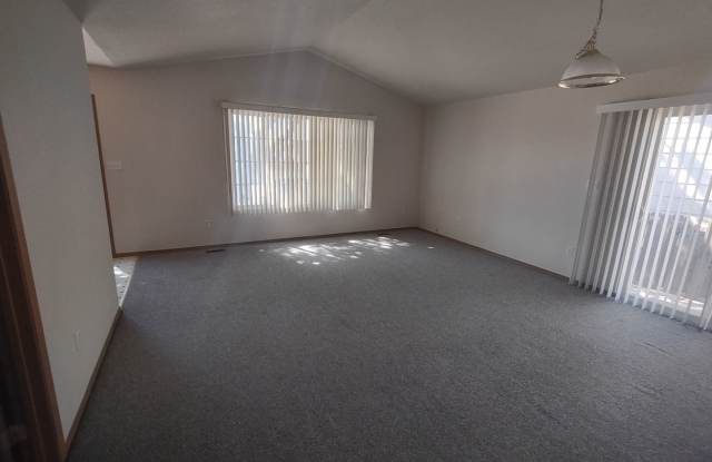 ALL PROSPECTIVE TENANTS MUST SUBMIT A $58 NON-REFUNDABLE APPLICATION FEE PER APPLICANT ONLINE AND BE PRE-QUALIFIED PRIOR TO ANY SHOWINGS