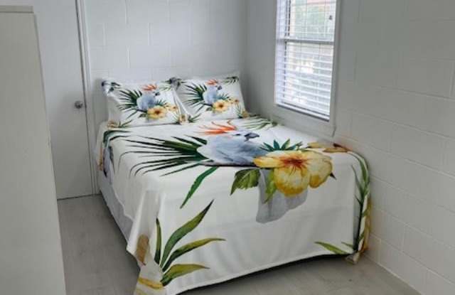 1440 Harbor Island Dr.