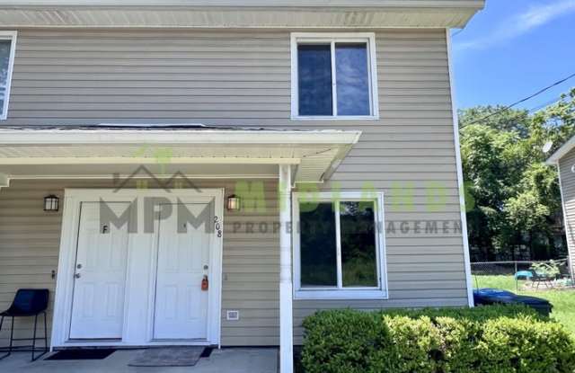 208 South Cromwell Street