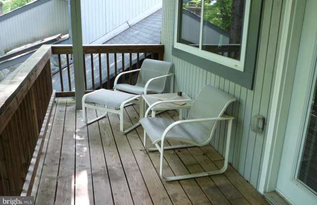 Photo of 14913 WELLWOOD Road