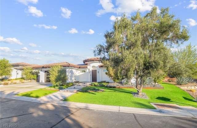 72 Panorama Crest Avenue