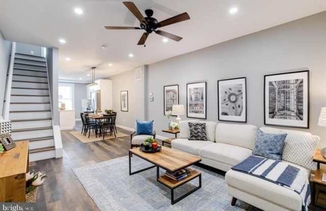 3011 PULASKI Highway