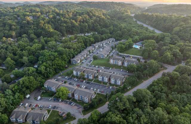 Legacy Hill Apartments