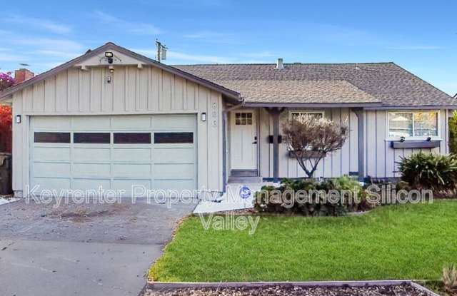 Photo of 803 Corlista Dr