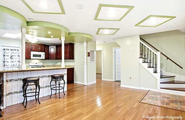 1219 Brentwood Drive