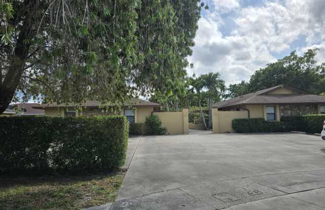 1155 White Pine