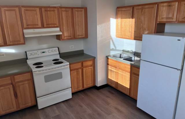 Photo of 5647 W. Madison St.