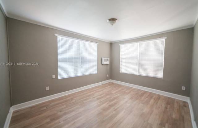 Photo of 119 Menores Ave