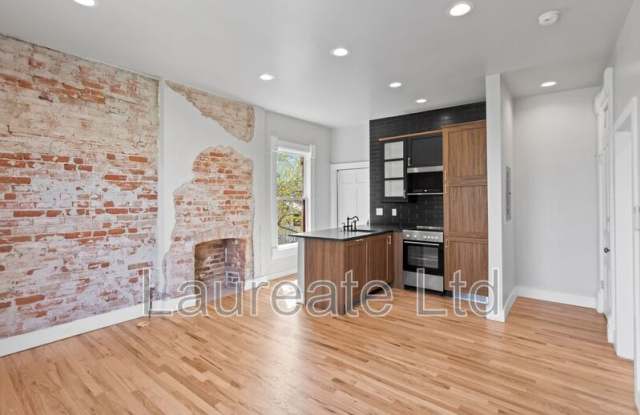 2224 E14th Ave