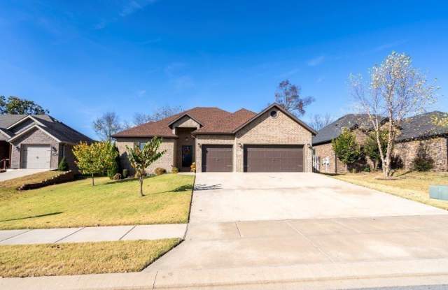 3502 Southwest Brittany Road