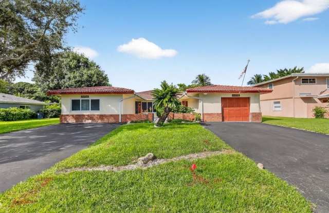 Photo of 10071 NW 36th St