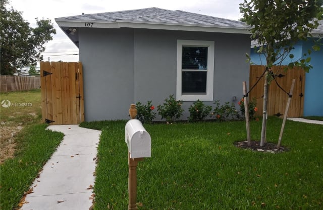 107 S D St - 107 South D Street, Lake Worth, FL 33460