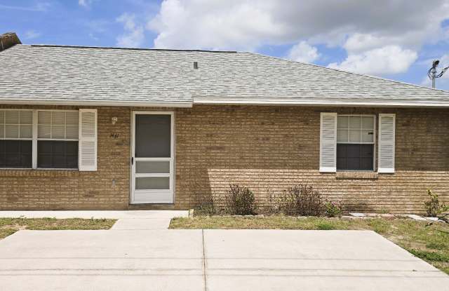 1431 Thousand Roses drive South