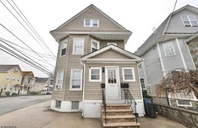 466 Cortlandt St 2nd Fl.