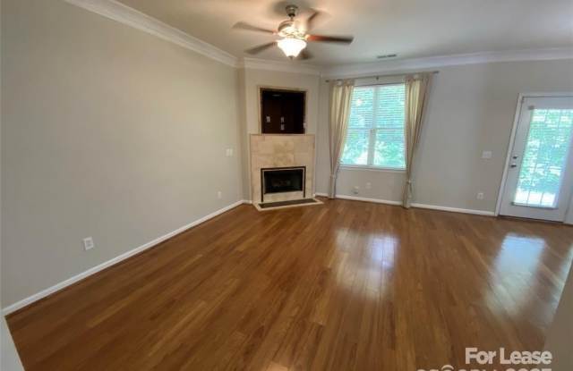16623 Commons Creek Drive
