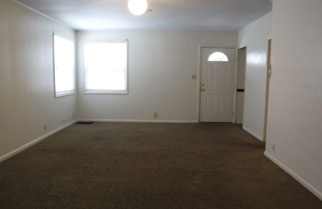 440 South Avenue East